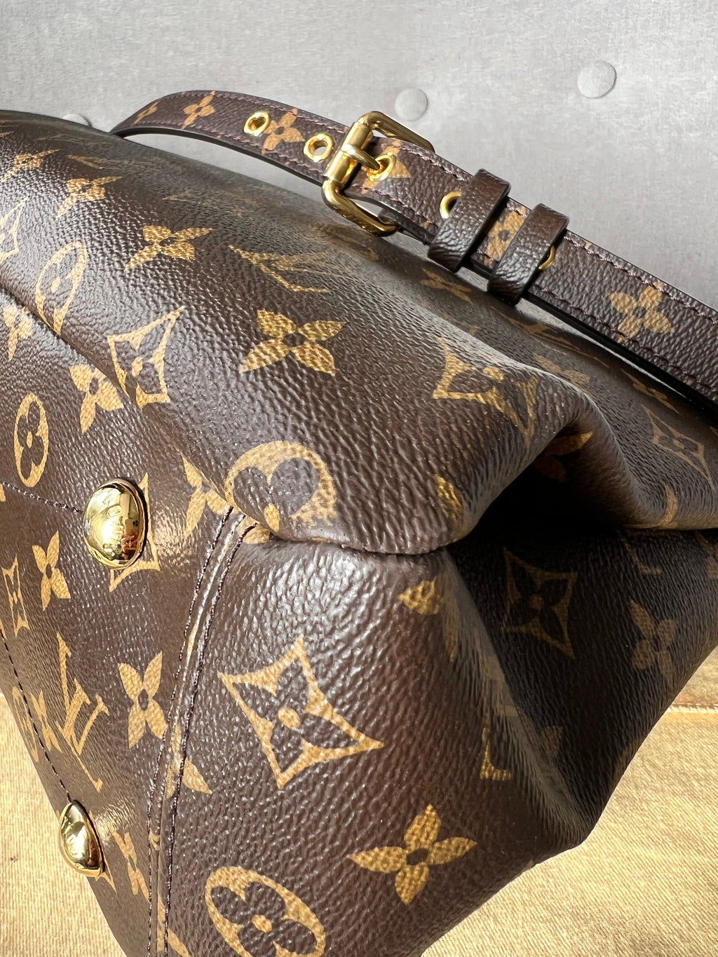 Louis Vuitton Pallas Tote in Monogram (RRP £1960)