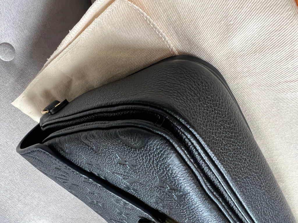 Louis Vuitton Pochette Metis Black Empreinte (RRP £2,110)