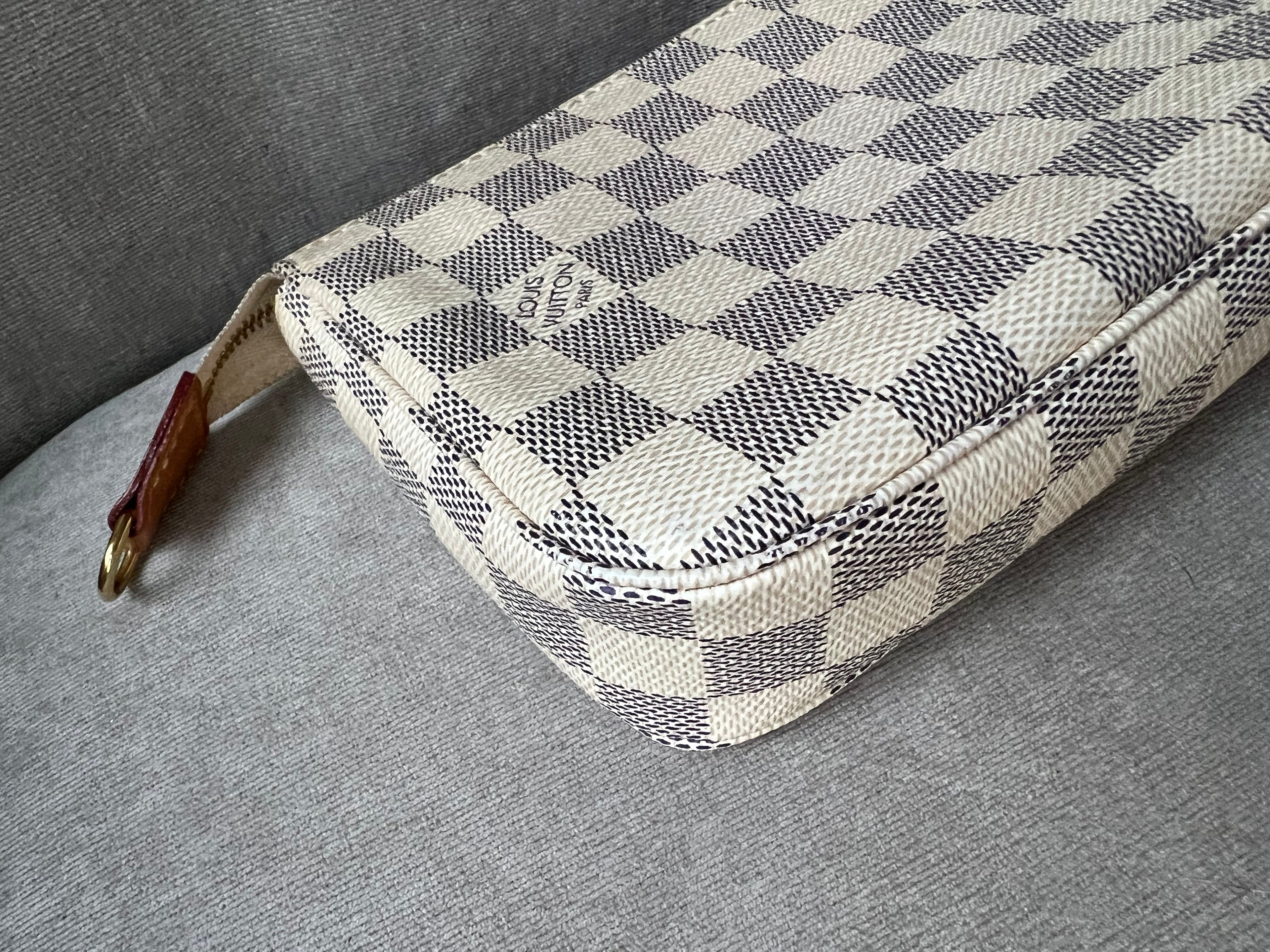 Louis Vuitton Pochette Accessoires Damier Azur (no strap)