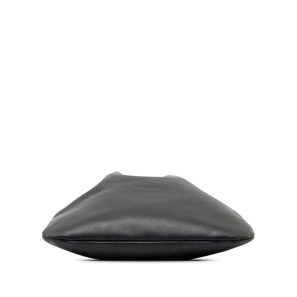 Yves Saint Laurent Jen Flat Medium Black