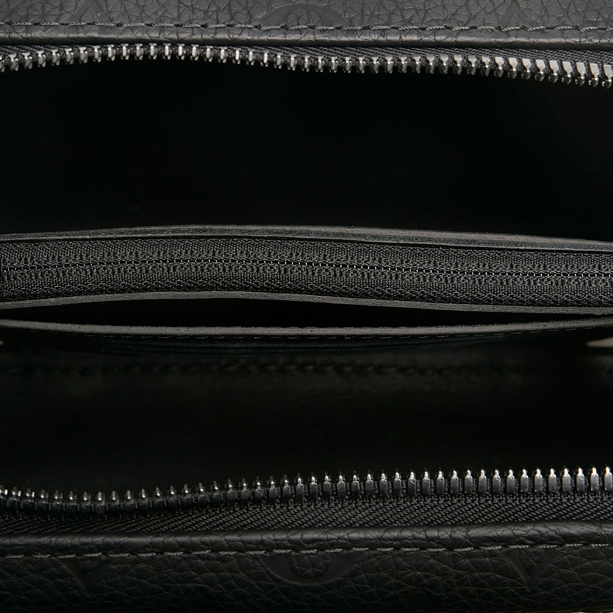 Black Louis Vuitton Taurillion Monogram Horizon Clutch Bag