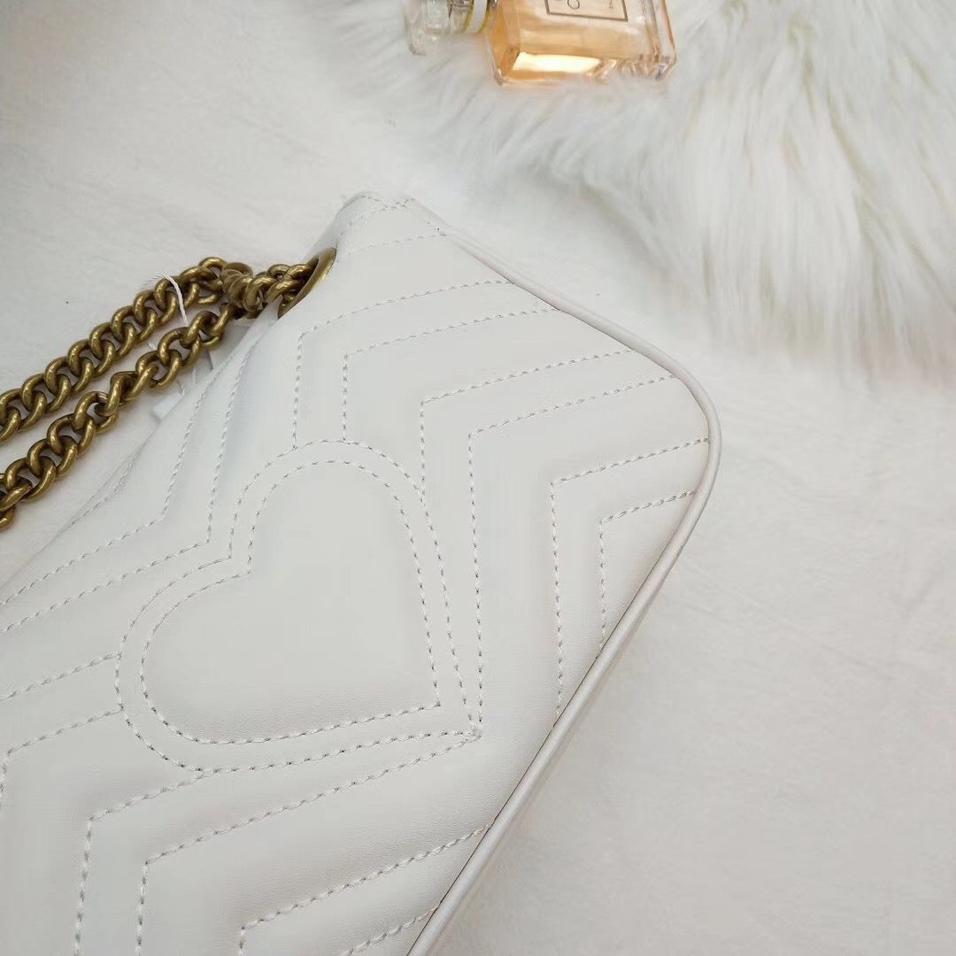 GC005 MEDIUM SIZE 10.2x5.9x2.8inch   SMALL SIZE 8.7x5.1x2.4inch