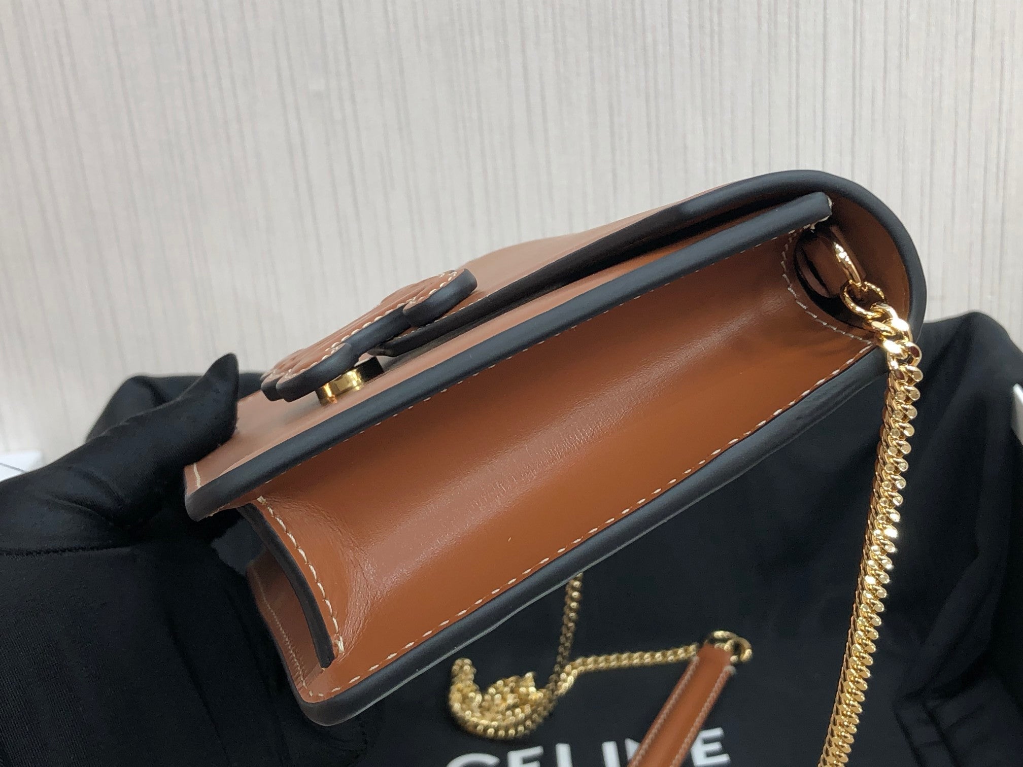 GLAMI Wallet On Chain Triomphe Tan For Women 7in/19cm 10J733DPV.04LU