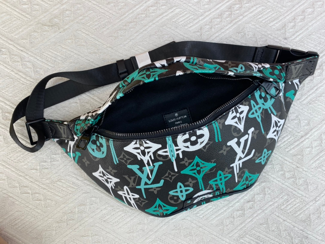 EN - Luxury Bags LUV 832