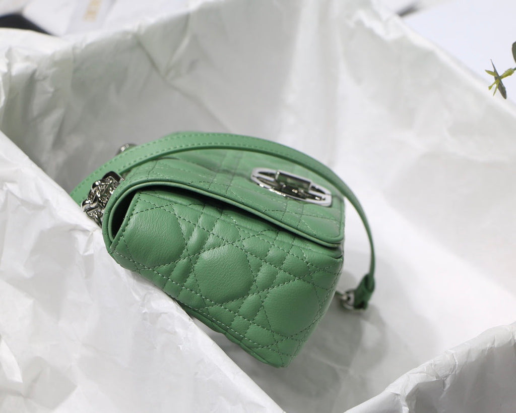 GLAMI Small Caro Bag Green For Women, WomenÃ¢â‚¬â„¢s Handbags, Shoulder Bags, Crossbody Bags, 20cm/8in CD