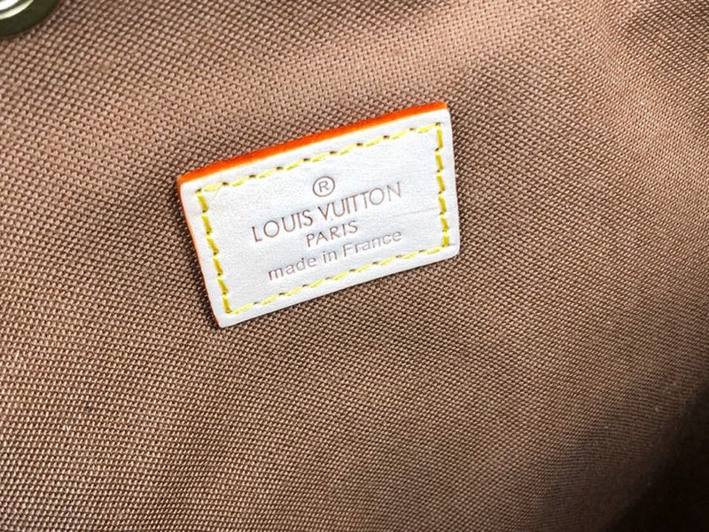 LOV2 Bags - Luxurious Bags  1959