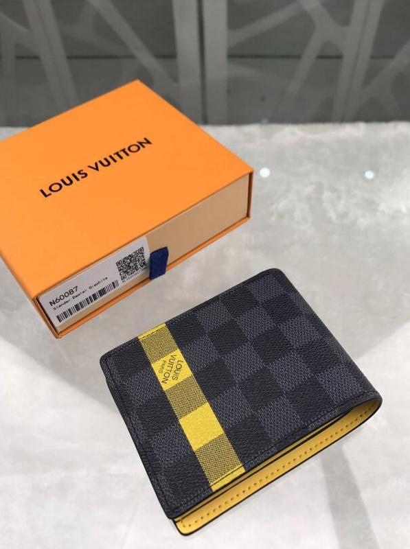 SAMC - Mix Wallets - 025