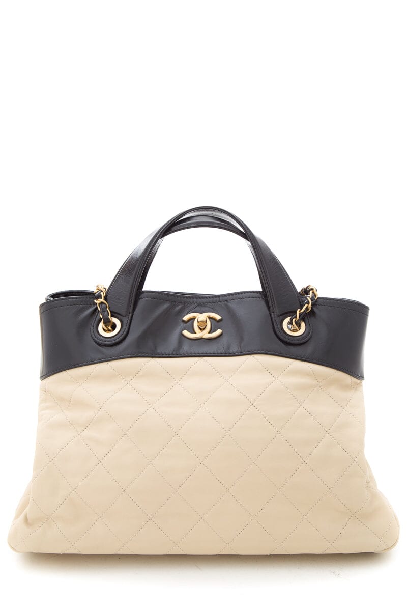 Chanel Black & Cream Mix hopping Handbag