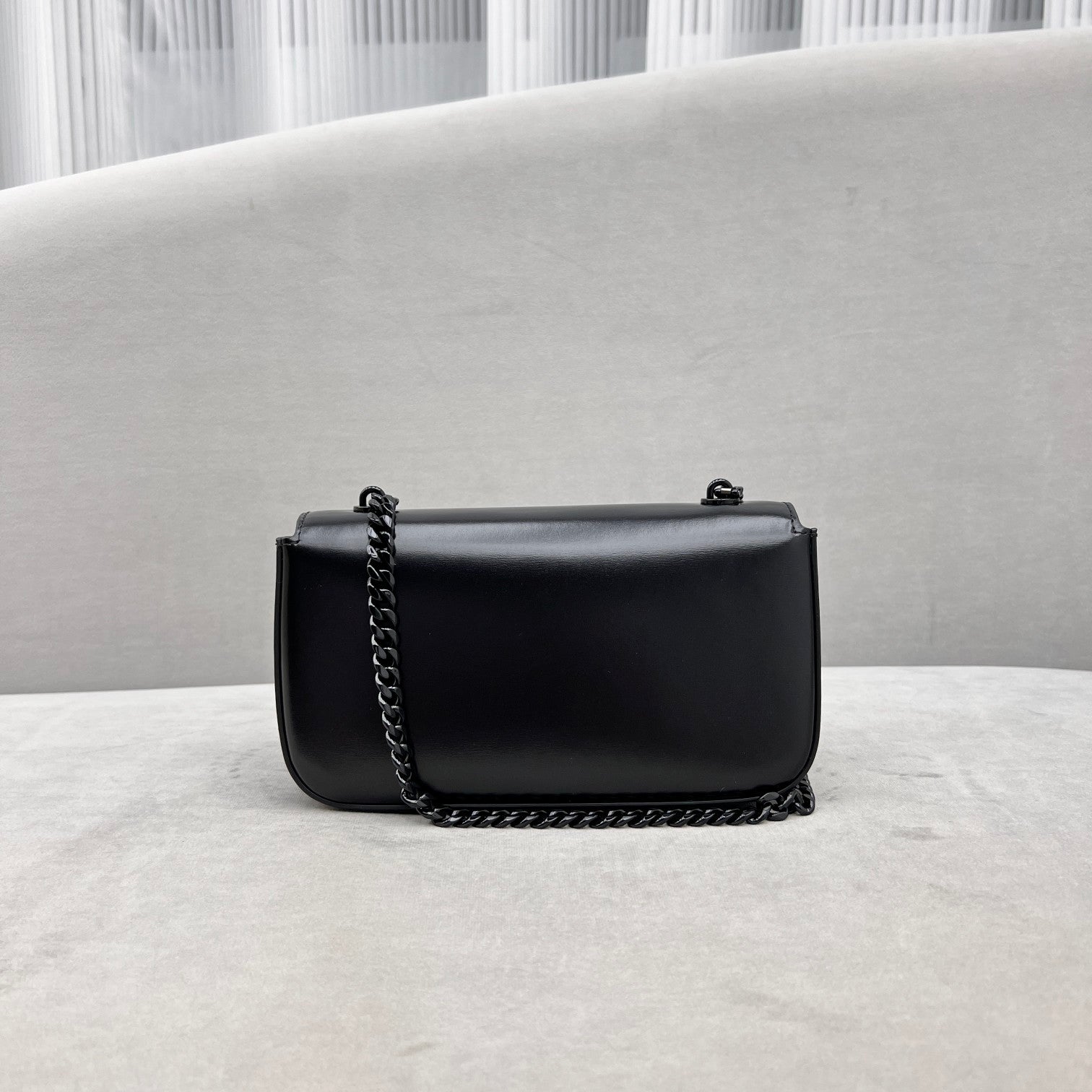 GLAMI Chain Shoulder Bag Triomphe Black For Women 8in/20.5cm 197993EQJ.38NN