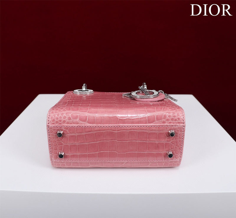 ELE - Dir Bags - 1649