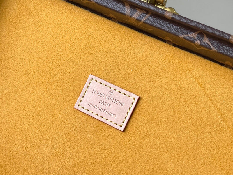 Fashion Lu-Vi bags - 4700