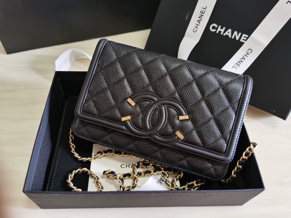 CHL CO-CO Woc Crossbody Bag 20cm Black