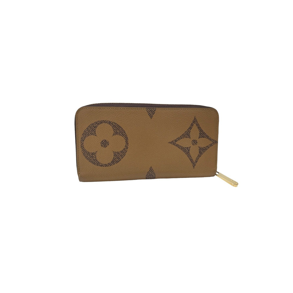 Louis Vuitton Giant Monogram Reverse Zippy Wallet