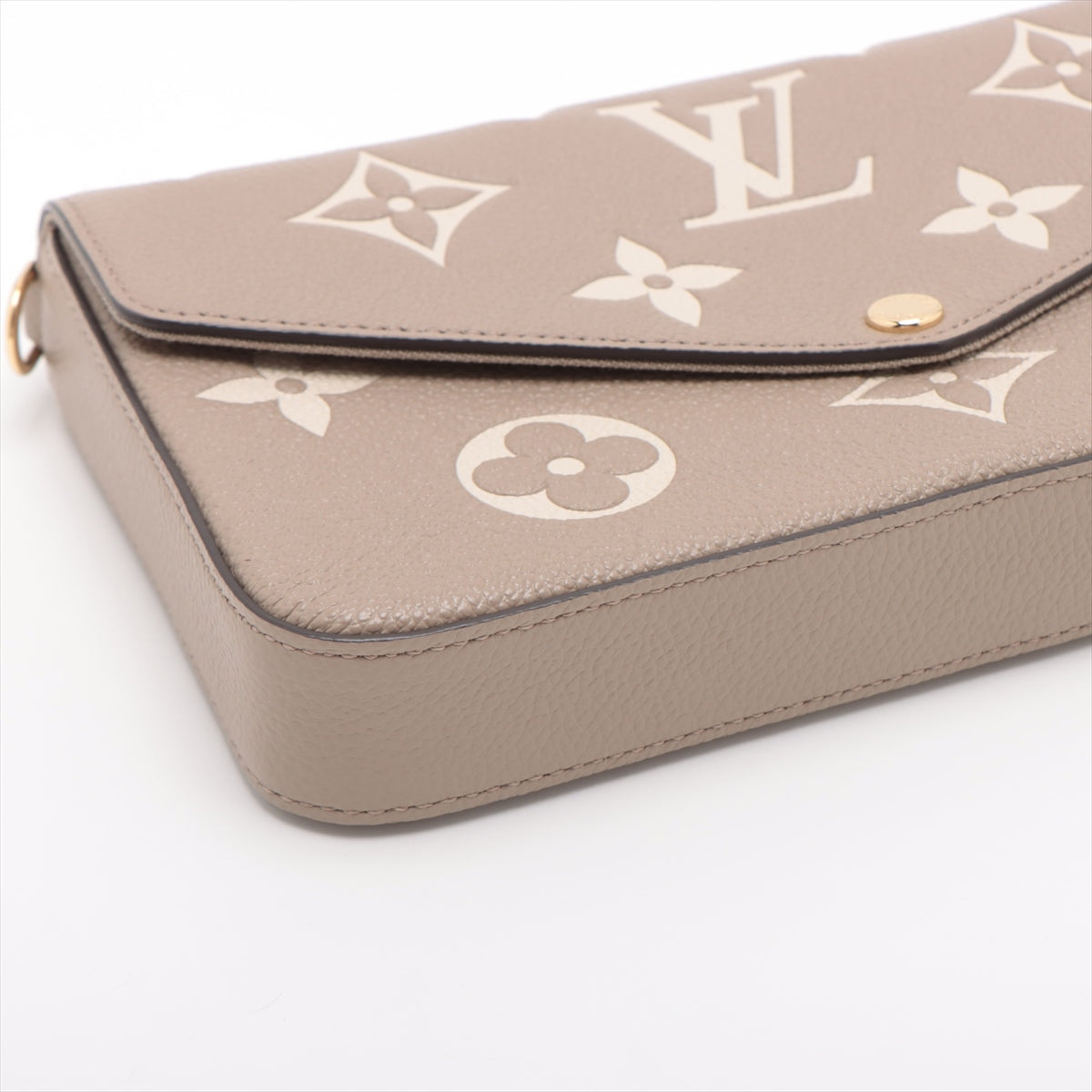 Louis Vuitton Monogram Pochette Felice M82610   Initial