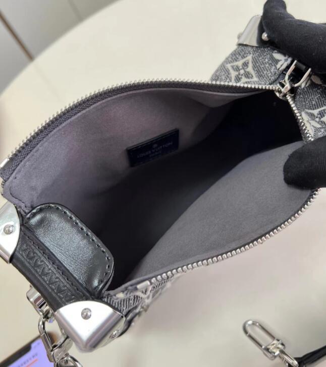SAMC - LOV Bags - 1443