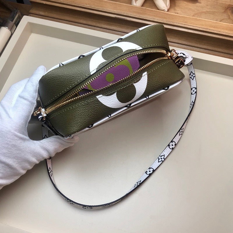 LOV2 Bags - Luxurious Bags  2027