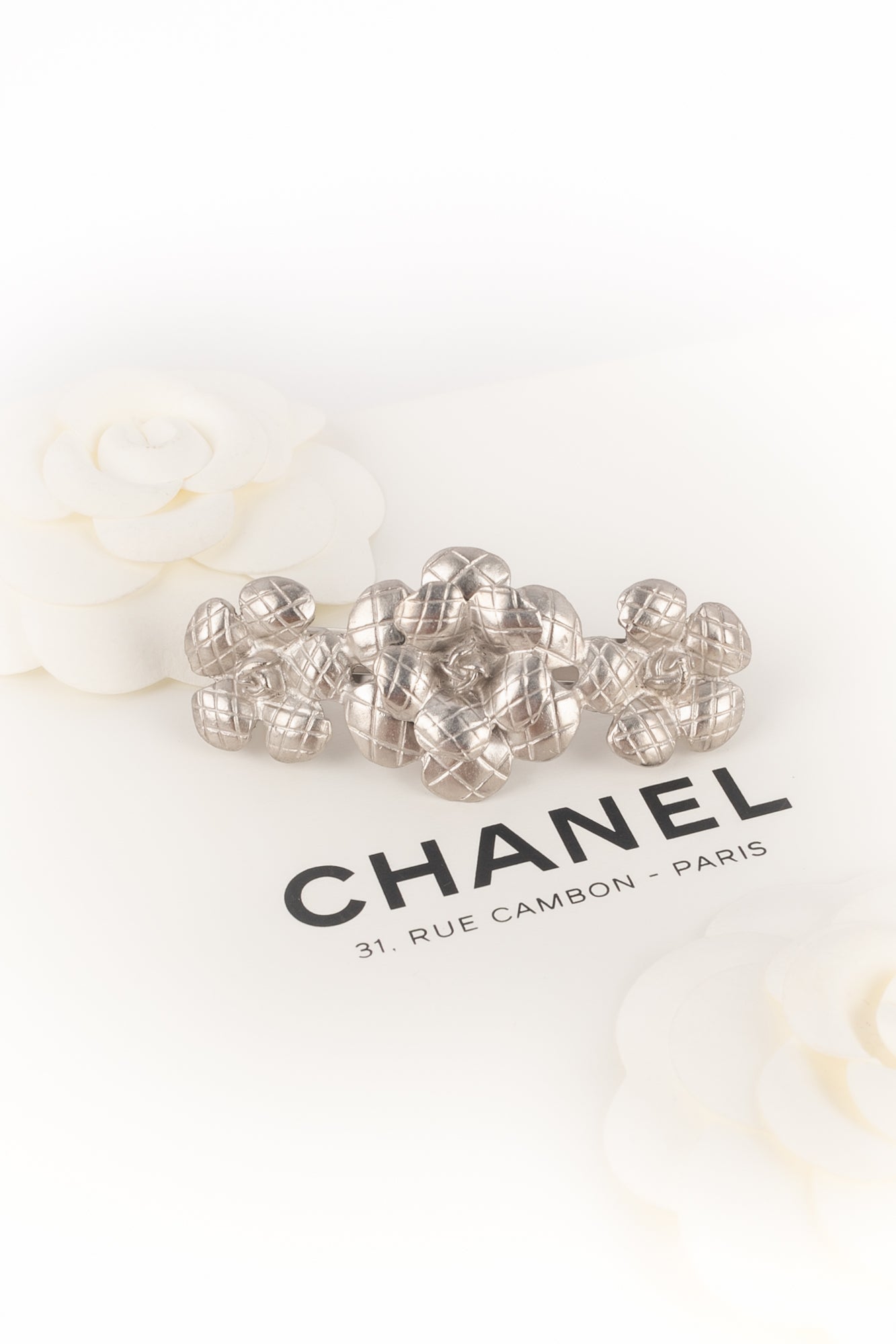 Barrette Chanel Hiver 1998