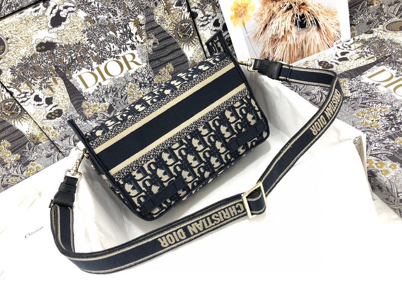 ELE - Dir Bags - 1585