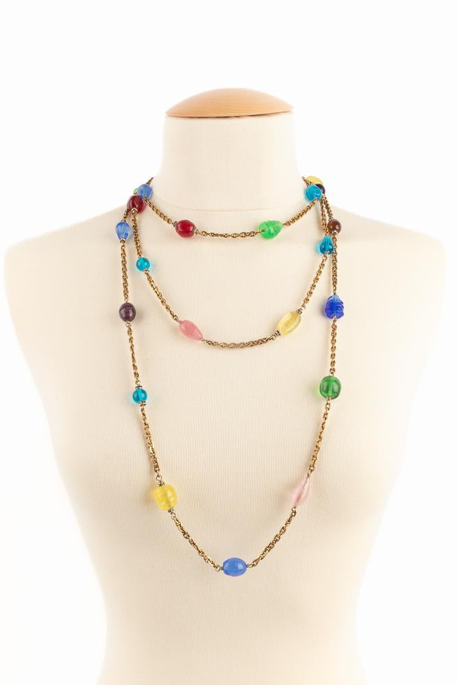 Long collier de perles Chanel