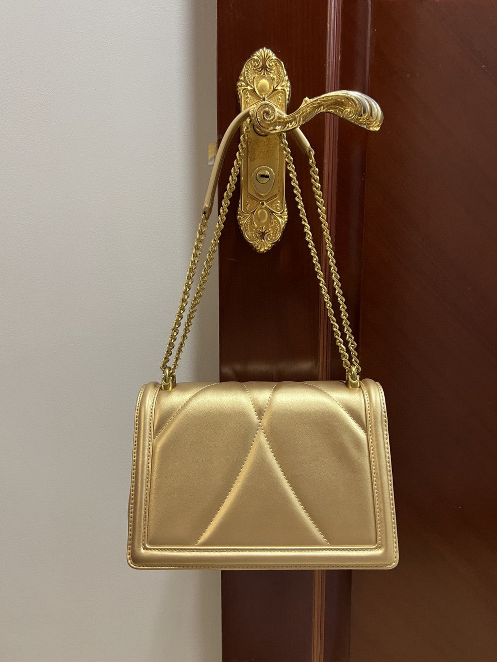 GLAMI Large Devotion Bag In Quilted Nappa Gold For Women 10in/26cm GLAMI