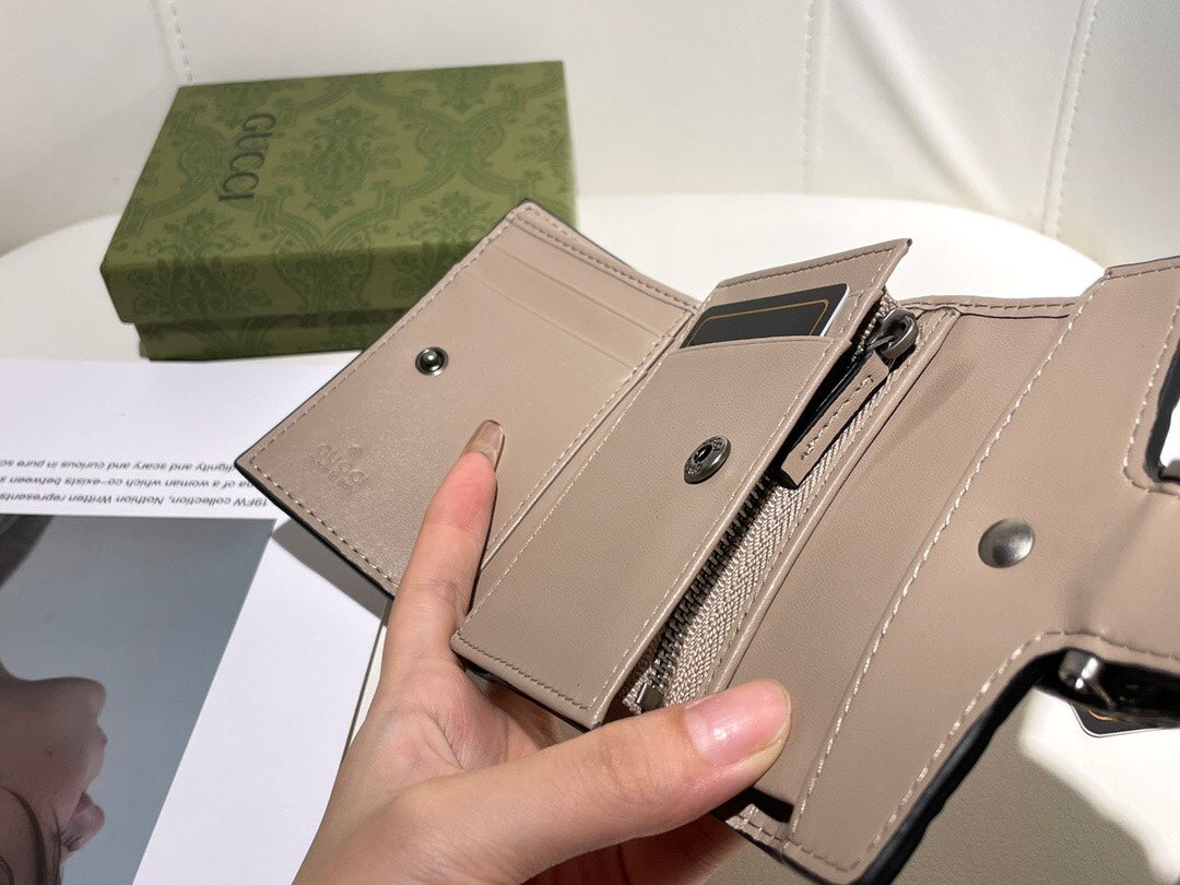 EN - New Arrival Wallet GCI 005
