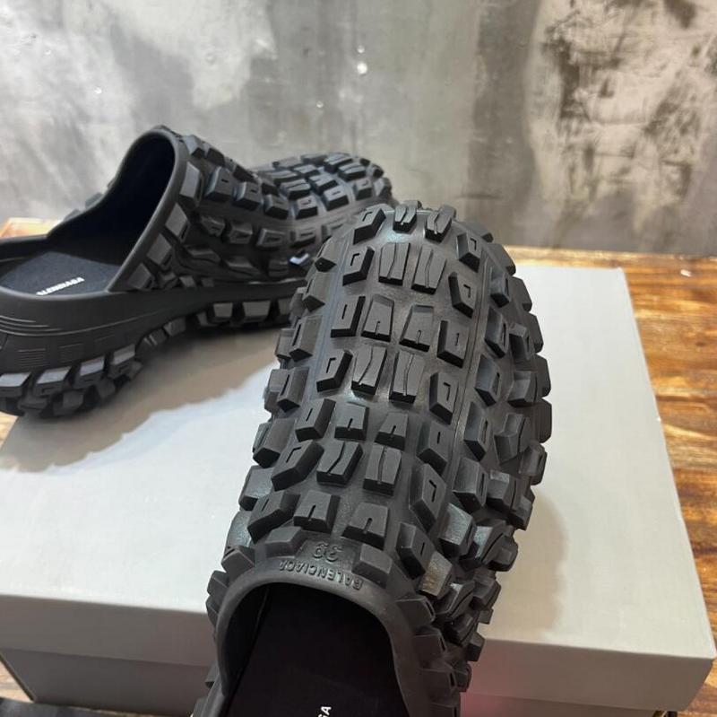 SAMC - BG Men Shoes - 235