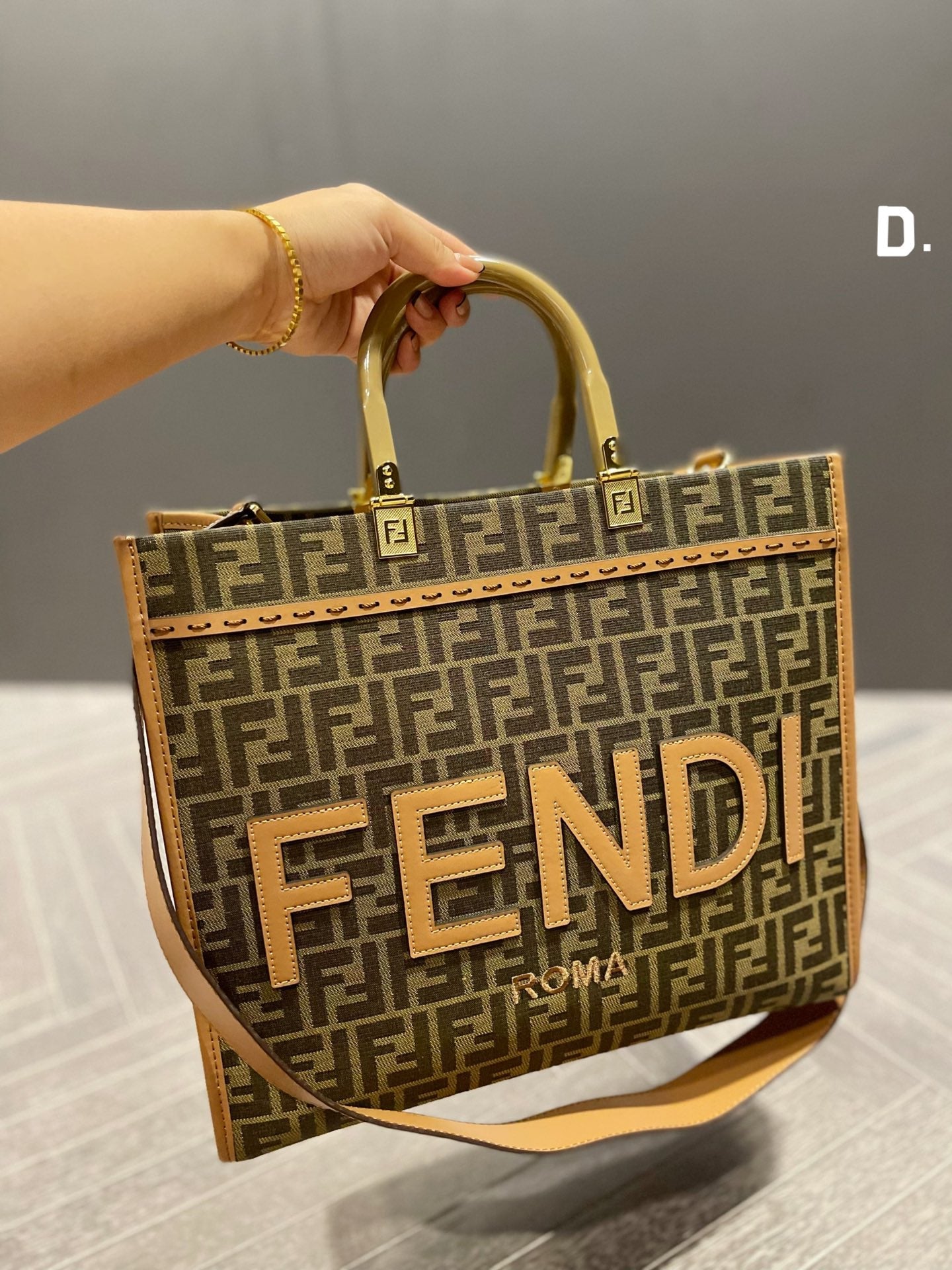 EN - New Lux Bags FEI 273