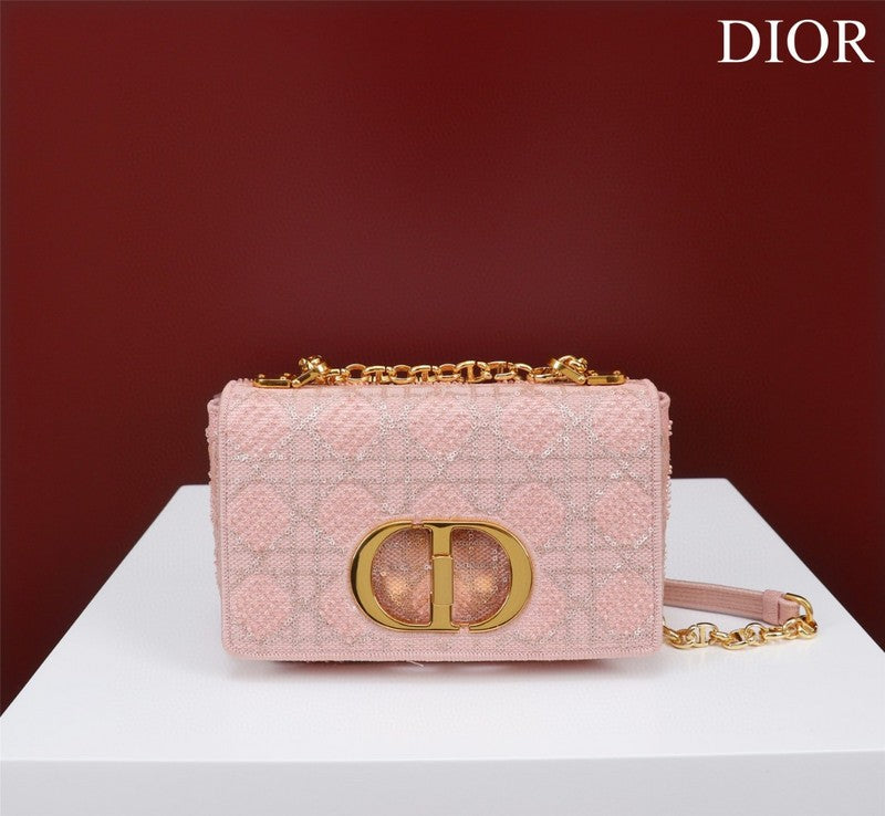 ELE - Dir Bags - 2012