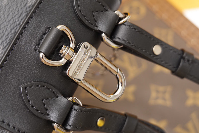 LOV2 Bags - Luxurious Bags  1561