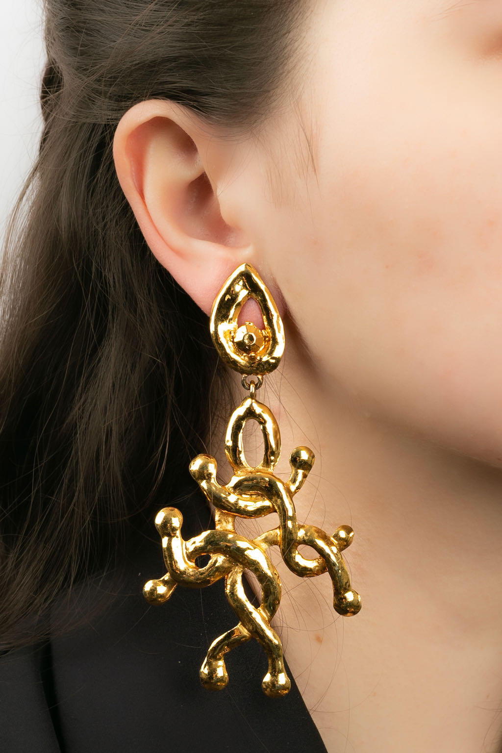 Boucles d'oreilles Christian Lacroix
