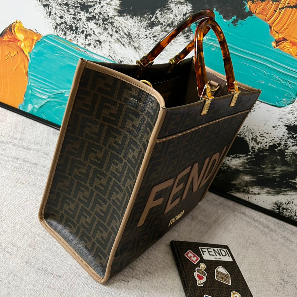 EN - New Lux Bags FEI 261