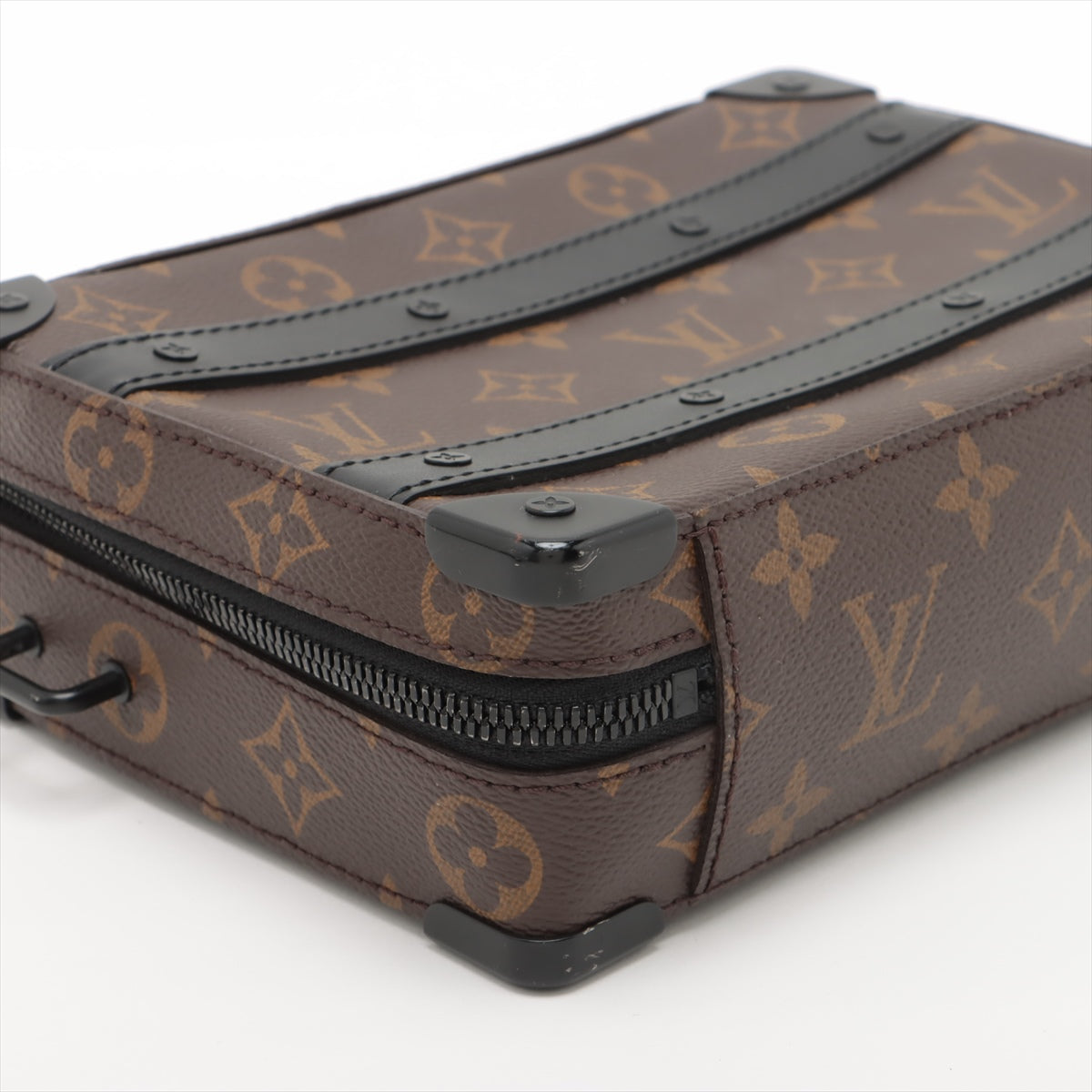 Louis Vuitton Monochromatic Makasar Sttrucks M45935
