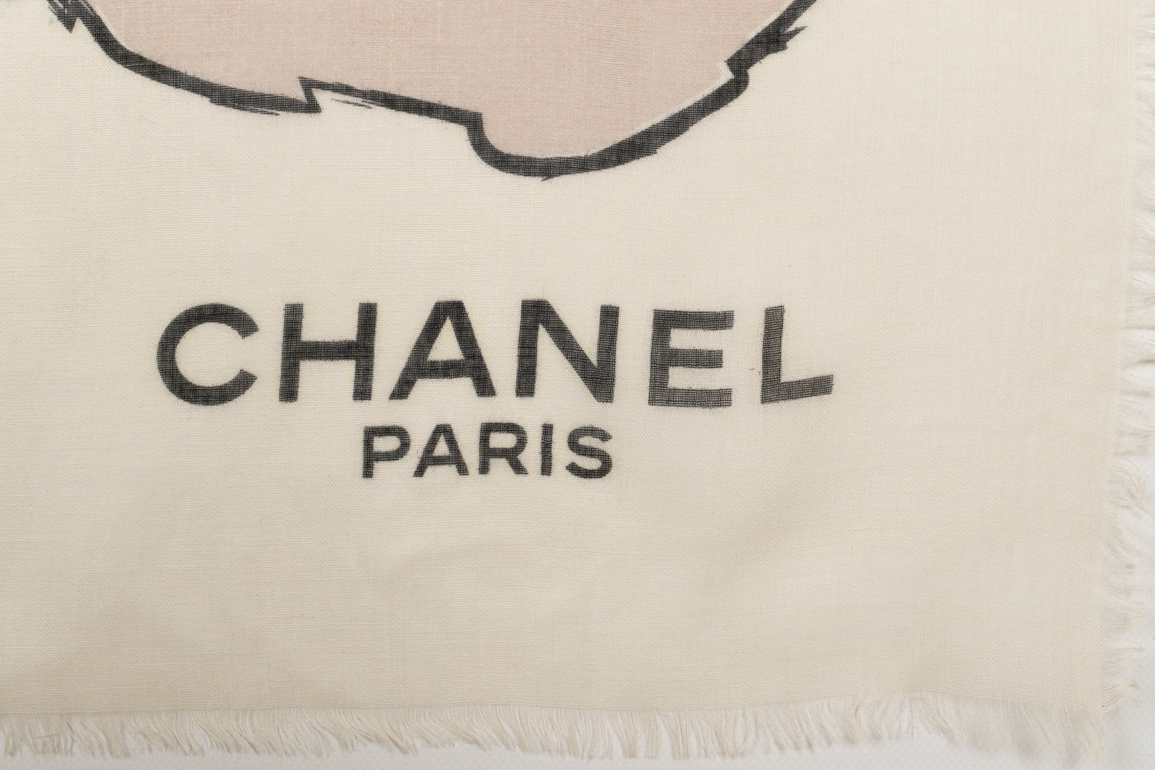 Foulard / Etole en cachemire Chanel