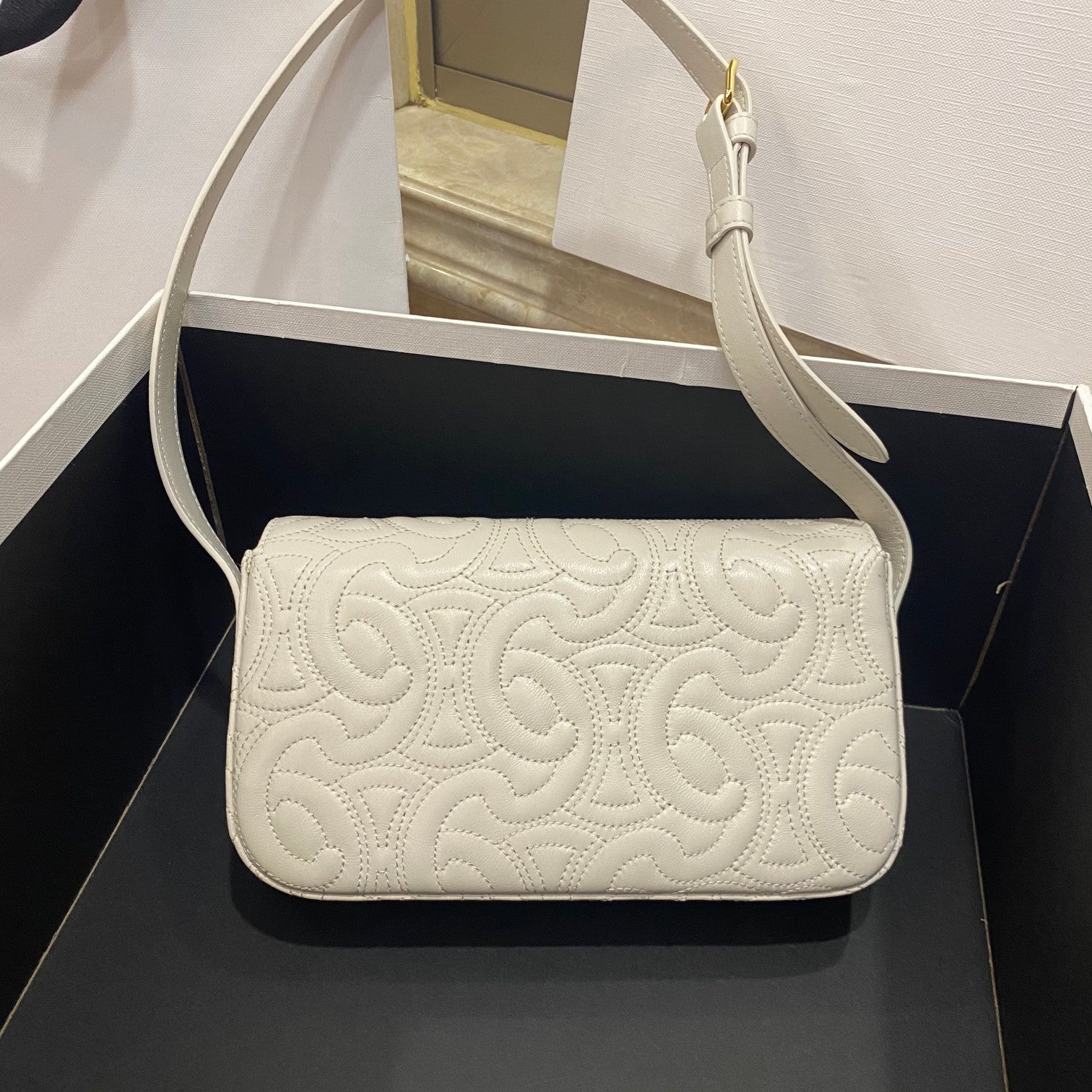 GLAMI Triomphe Shoulder Bag In Quilted Triomphe Lambskin White For Women 8in/20cm 194143EF4.01BC