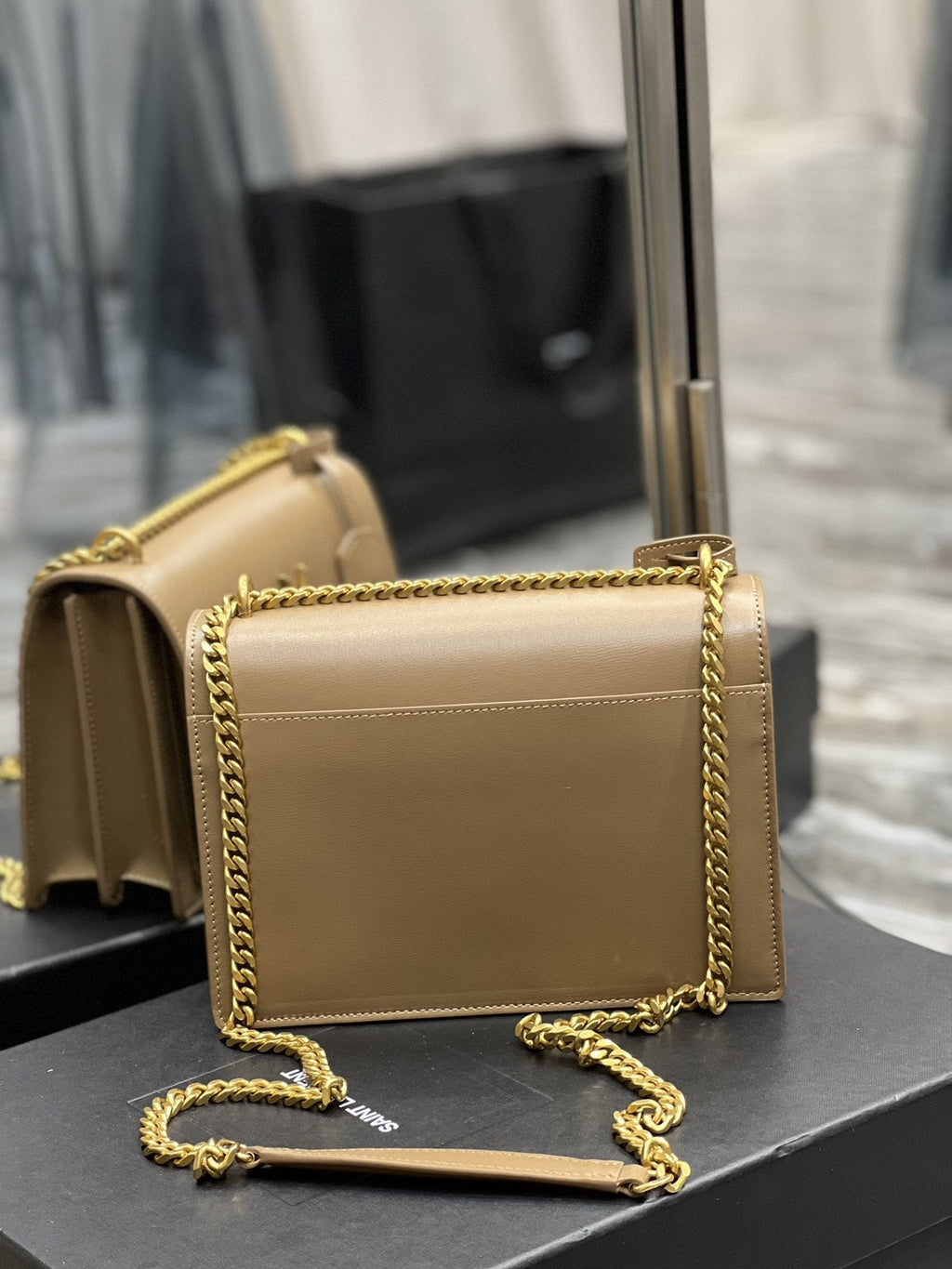 GLAMI Sunset MeGLAMIum Chain Bag For Women 8.6in/22cm Dark Beige YSL 442906D420W2721