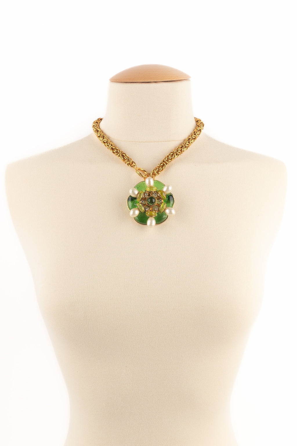 Collier pendentif Chanel