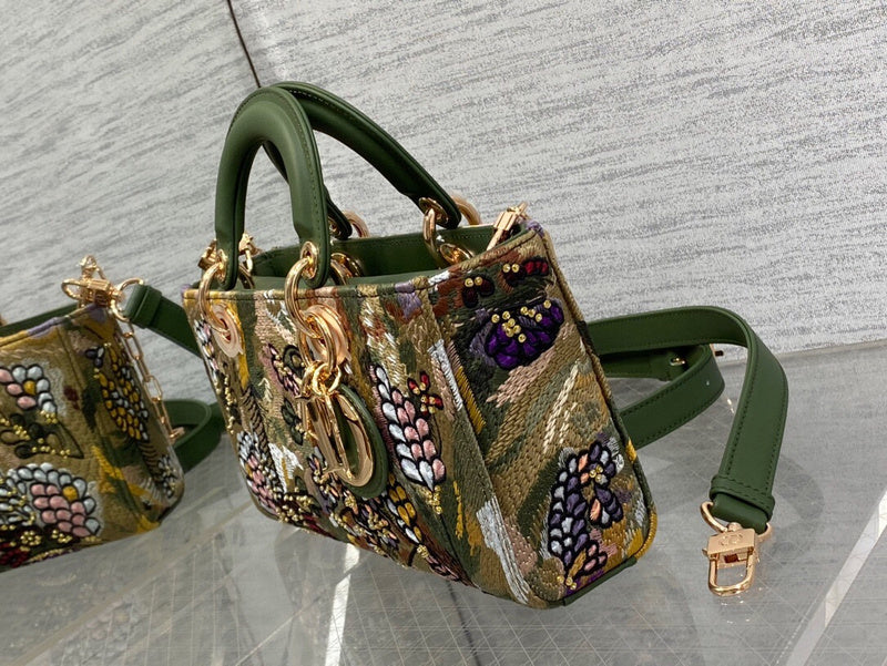 ELE - Dir Bags - 030
