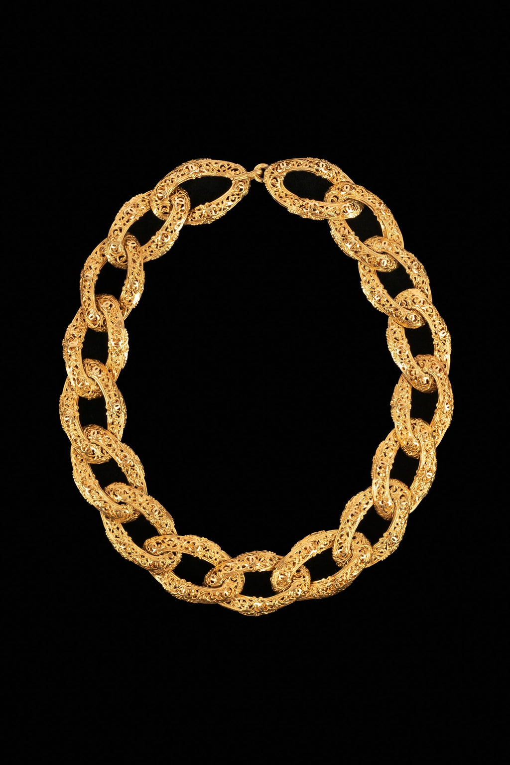 Collier doré Chanel 1990's