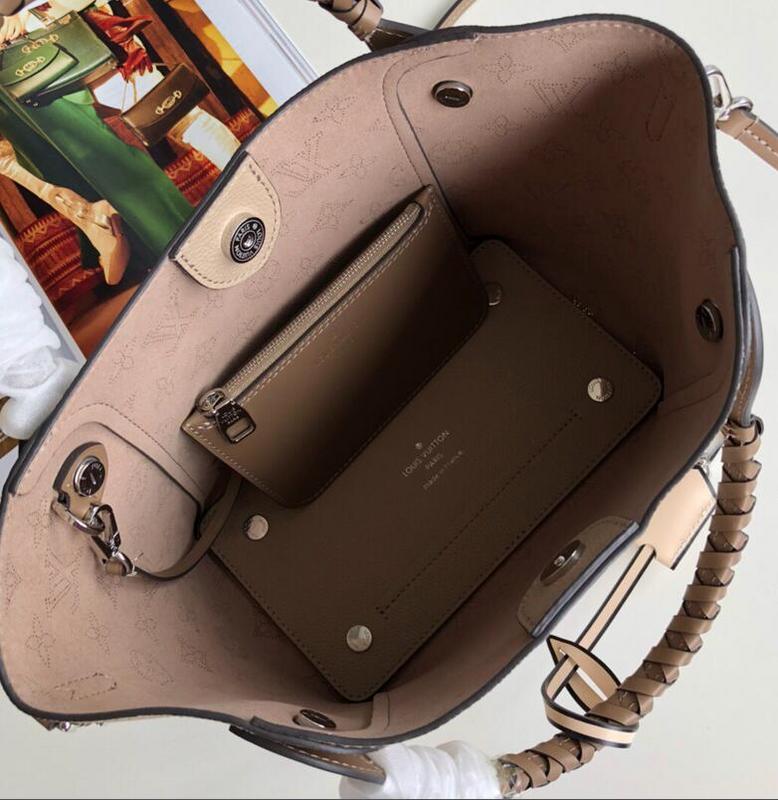 SAMC - LOV Bags - 2851