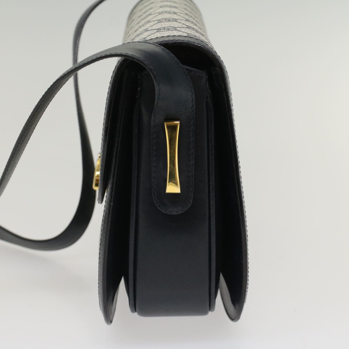 GUCCI GG Canvas Shoulder Bag PVC Leather Navy 50490