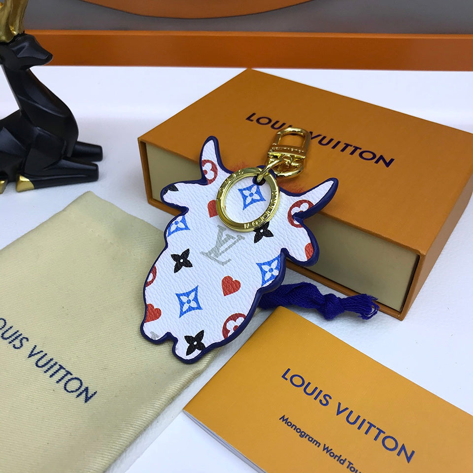 EN - Lux Keychains LUV 083