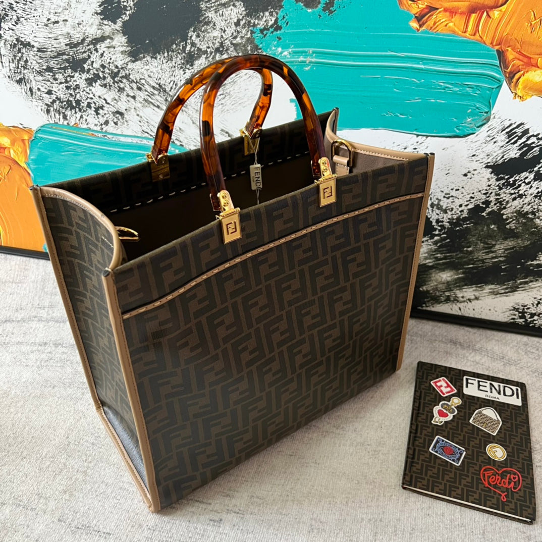 EN - New Lux Bags FEI 261