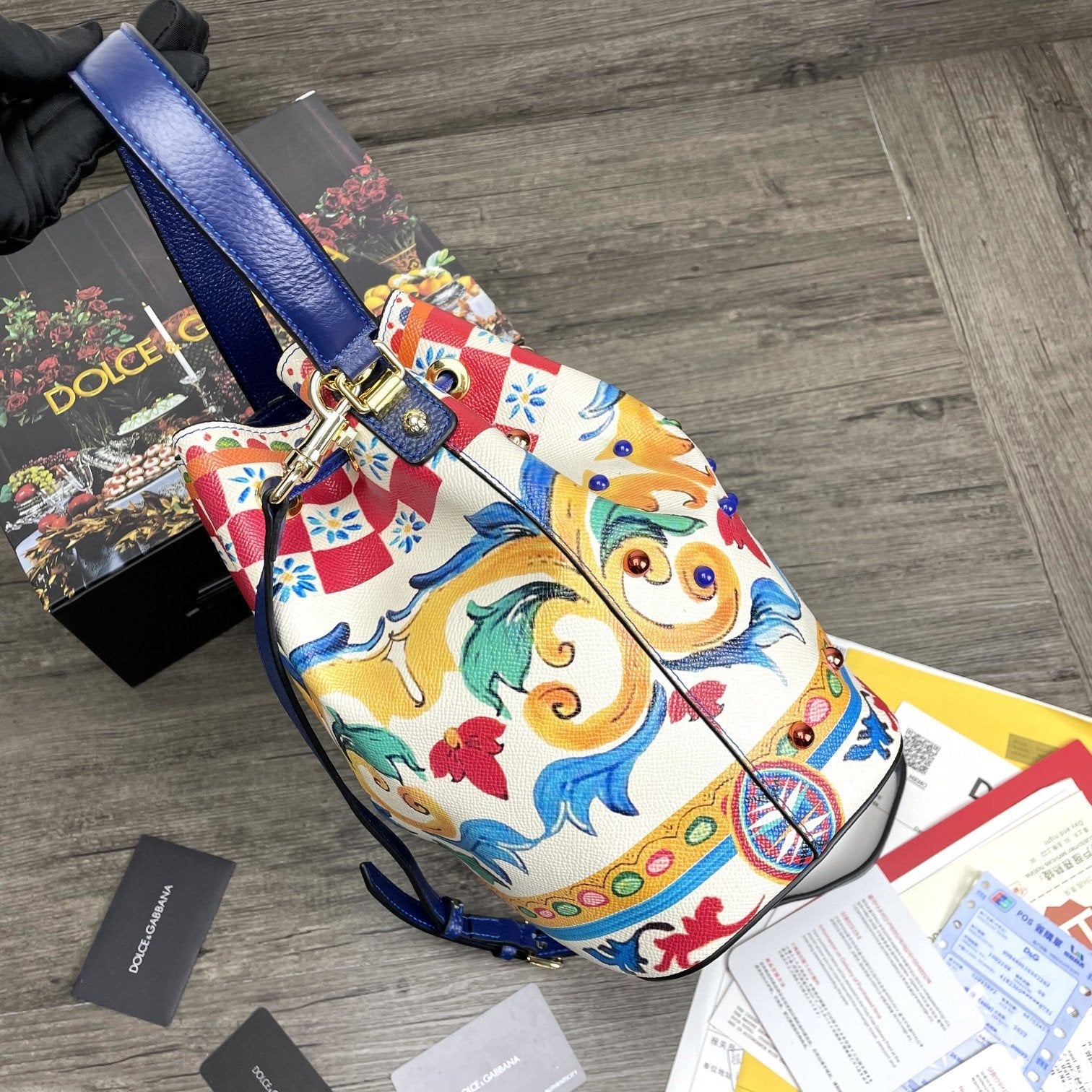 GLAMI Print Crespo Bucket Bag Multicolor With Branded Plate For Women GLAMI Bag