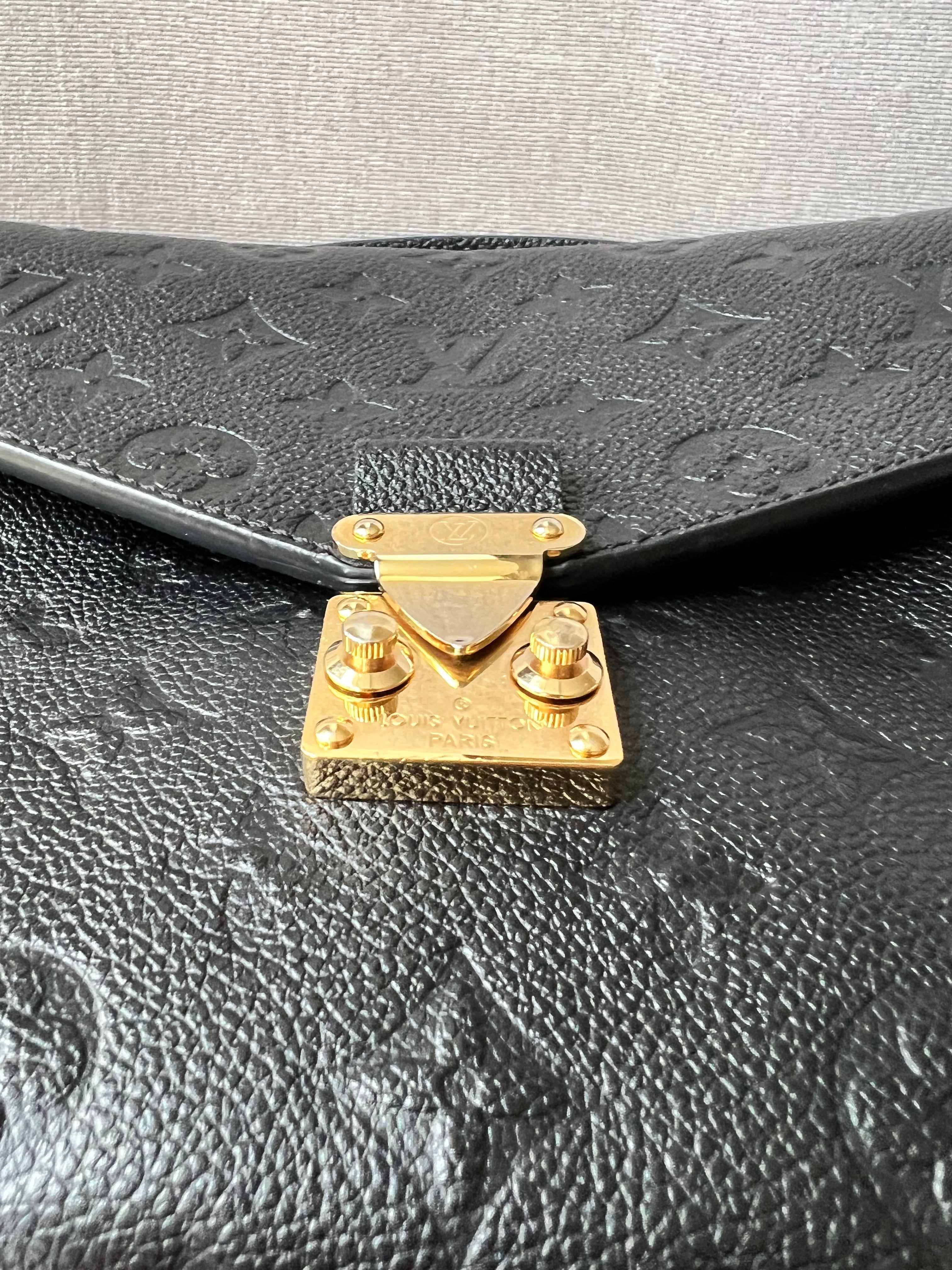 Louis Vuitton Pochette Metis Black Empreinte (RRP £2,110)