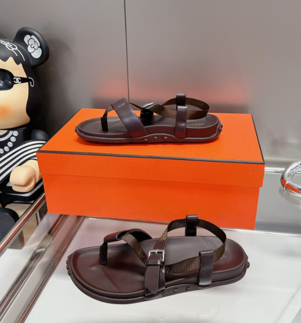 SAMC - HMS Women Shoes - 675