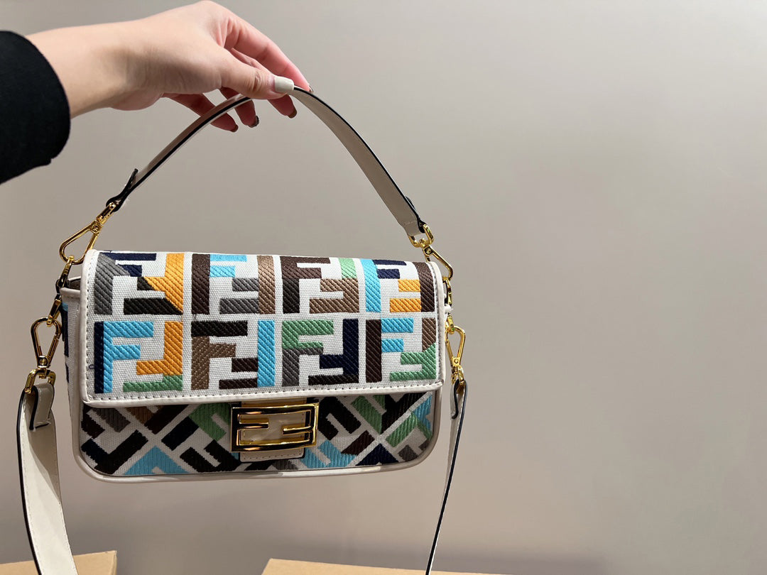 EN - Luxury Bags FEI 294