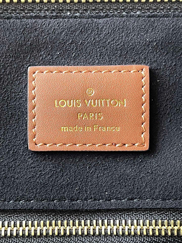 LOV2 Bags - Luxurious Bags  1624