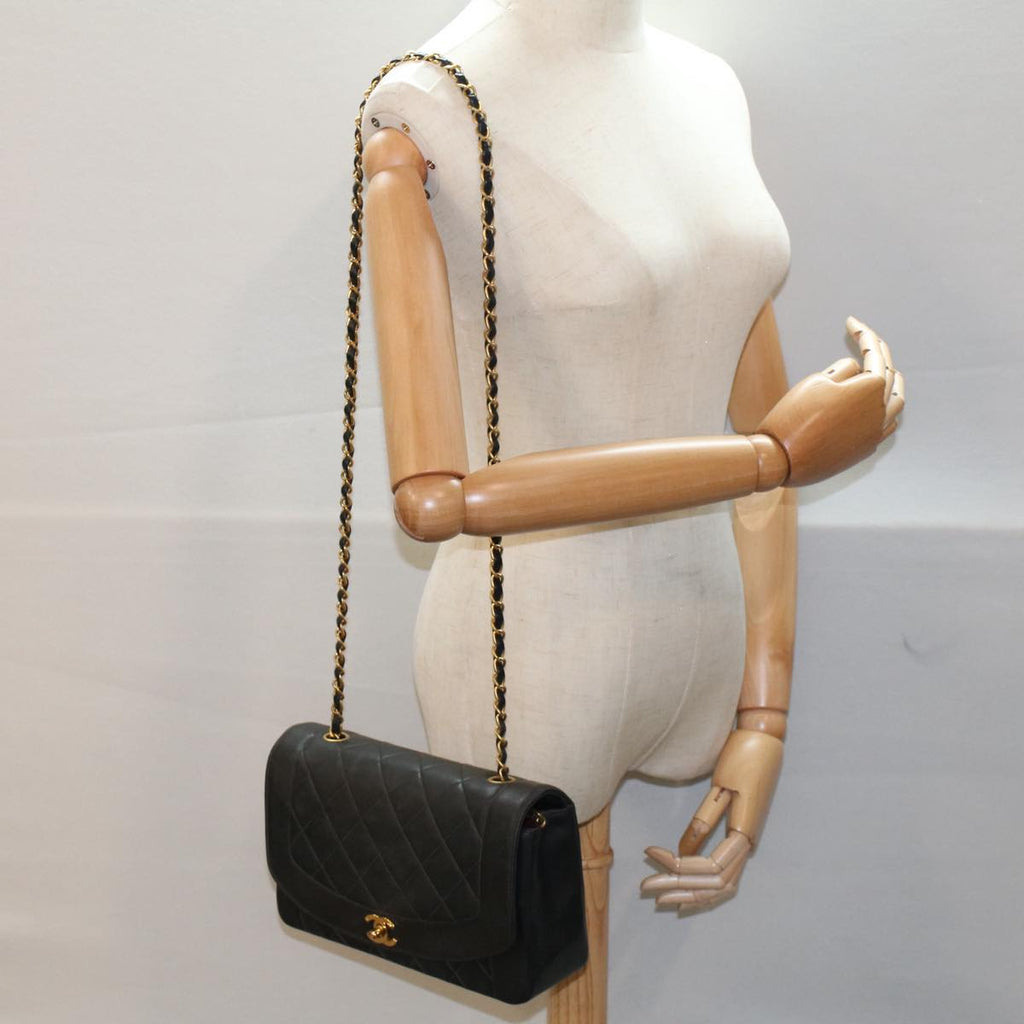 CHANEL Diana Matelasse Turn Lock Shoulder Bag Lamb Skin Black CC 51272A