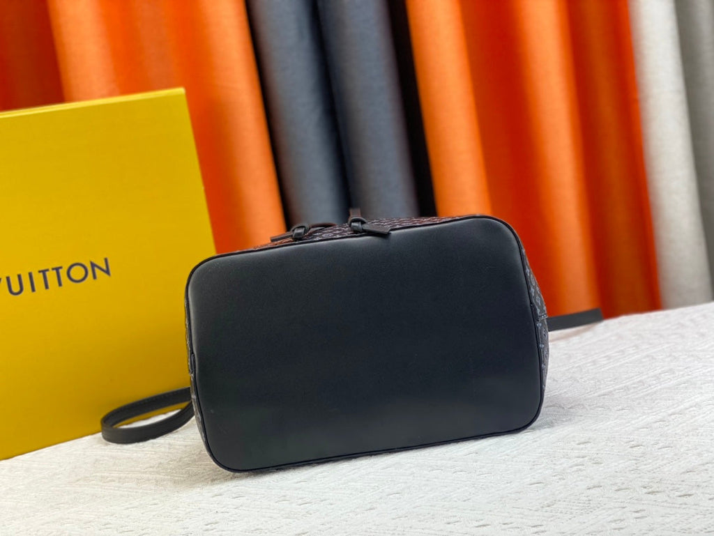 EN - Luxury Bags LUV 873