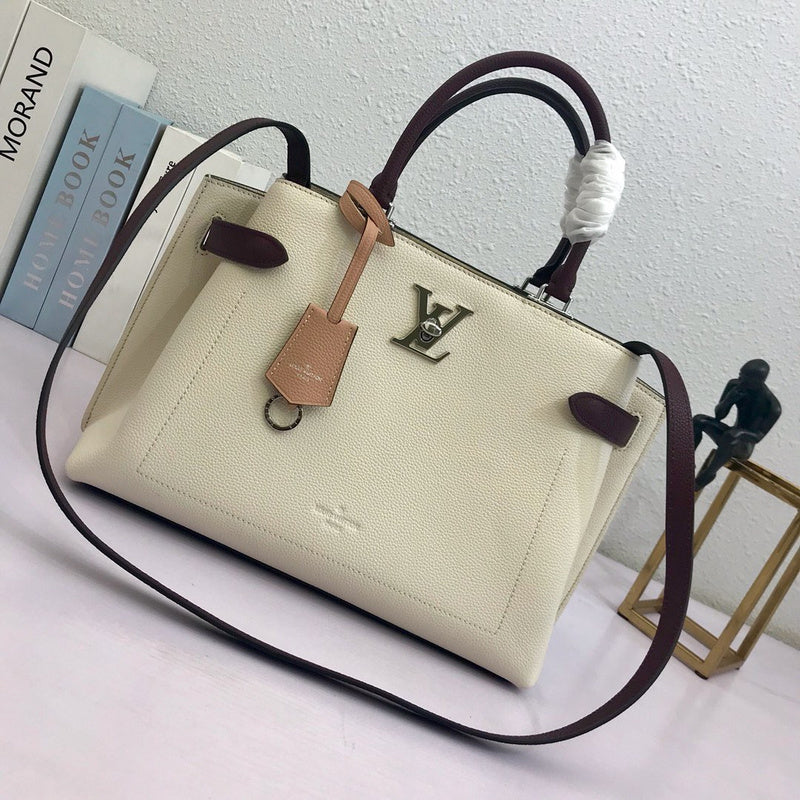 LOV2 Bags - Luxurious Bags  2048